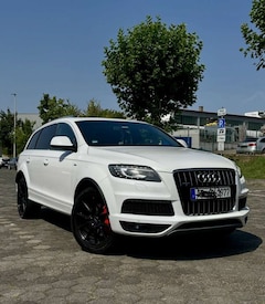 Bild des Angebotes Audi Q7 3.0 TDI DPF quattro S Line  7 Sitzer