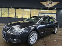 Bild des Angebotes Skoda Superb Combi 1.4 Active Park/Tempomat/Black/AW