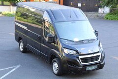 Bild des Angebotes Peugeot Boxer Kasten 335 L2H2 BlueHDi 130 AHK/Klima/PDC