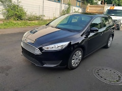 Bild des Angebotes Ford Focus Focus Turnier 1.0 EcoBoost Start-Stopp-System Trend