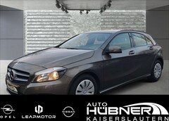 Bild des Angebotes Mercedes-Benz A 180 A180 BlueEfficiency Kamera|Klimaauto|Spiegelpaket