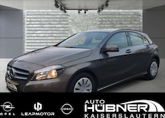 Bild des Angebotes Mercedes-Benz A 180 A180 BlueEfficiency Kamera|Klimaauto|Spiegelpaket