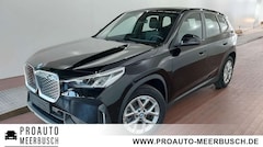 Bild des Angebotes BMW iX1 30 xDrive NAVI/LED/RFK/HIFI/PARKASSIST/DAB