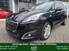 Bild des Angebotes Peugeot 5008 Allure *7SITZE*PDC*NAVI*Panorama*