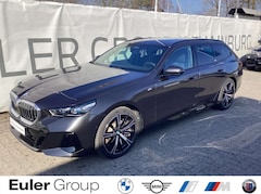 Bild des Angebotes BMW 520 i Touring AHK-klappbar Navi HarmanKardon LED ACC M