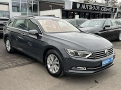 Bild des Angebotes VW Passat Comfortline Active-Info Navi Dynaudio PDC