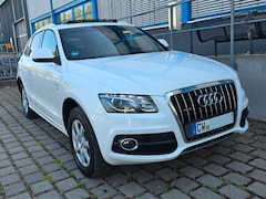 Bild des Angebotes Audi Q5 3.0 TDI/239PS/QUATTRO/TÜV NEU/PANO/AHK/S LINE