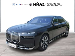 Bild des Angebotes BMW 750 e xDrive LC PROF ICONIC GLOW ALARM PARKASSIST DAB