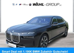 Bild des Angebotes BMW 750 e xDrive LC PROF ICONIC GLOW ALARM PARKASSIST DAB