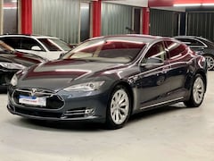 Bild des Angebotes Tesla Model S S 85 Luft 7Sitze Autopilot Winterpak Kamera MWST