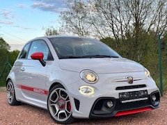 Bild des Angebotes Abarth 595 1.4 T-Jet*DAB+*LED*Einparkhilfe*1.Hand*