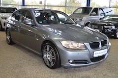Bild des Angebotes BMW 318 i Lim. AUTOMATIK / Bi-XENON / KLIMAAUTO./ PDC