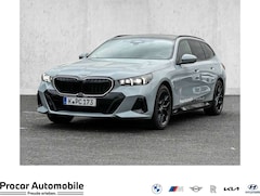 Bild des Angebotes BMW 520 d xDrive Touring * M Sportpaket * Bowers & Wilkins