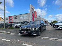 Bild des Angebotes BMW 750 d xDrive HUD HK FINANZIERUNG