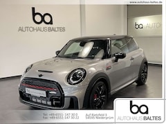 Bild des Angebotes MINI John Cooper Works JCW 17"/Pano/Park/HuD/Navi/LED/Kam/Black