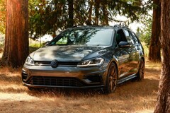 Bild des Angebotes VW Golf Variant R PERFORMANCE 4Motion DSG