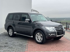 Bild des Angebotes Mitsubishi Pajero 3.2 DI-D Plus*7SITZER*KAMERA*XENON*