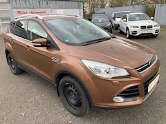 Bild des Angebotes Ford Kuga Titanium 4X4 Automa-T-Leder-SHZG-Alu-Klima-W-Paket