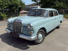 Bild des Angebotes Mercedes-Benz 200 W110 200 Diesel Heckflosse H-Zulassung 9/2026