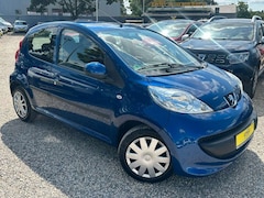 Bild des Angebotes Peugeot 107 *1.HD*41TKM*KLIMA*TÜV NEU