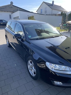 Bild des Angebotes Volvo V70 D4 Kinetic
