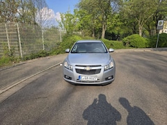 Chevrolet Cruze 1.6 LS
