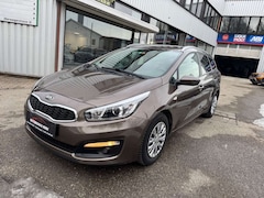 Bild des Angebotes Kia Ceed / cee'd 1.6 CRDi Sport TÜVNEU 1HAND Tiptop