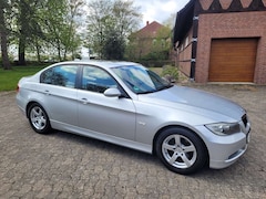 Bild des Angebotes BMW 318 318i