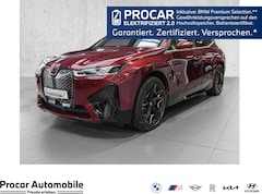 Bild des Angebotes BMW iX M60 HUD ACC, Soft-Close, DA-Prof, PA-Prof, LC-Prof