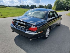 Bild des Angebotes Jaguar S-Type 3.0 V6 Executive "Frontscheibenheizung"