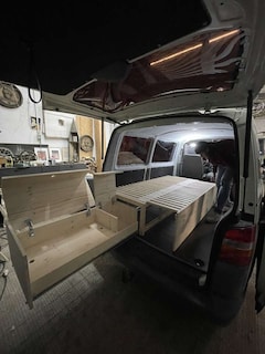 Bild des Angebotes VW T5 Caravelle Kurz DPF Trendline