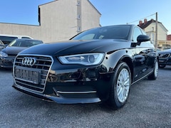 Bild des Angebotes Audi A3 Sportback S-TRONIC + SHZ + PDC