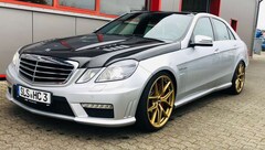 Bild des Angebotes Mercedes-Benz E 63 AMG E-Klasse Speedshift MCT Performance Package