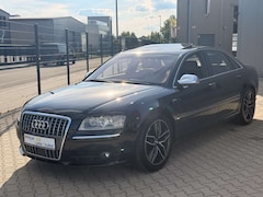 Audi S8 5.2 quattroV10/S-Dach/Navi/Xenon/Keyless/