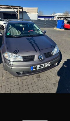 Bild des Angebotes Renault Megane 1.6 Privilege