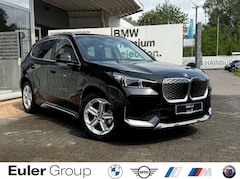 Bild des Angebotes BMW iX1 eDrive20 X-Line LED SitzHZG Park/Driv.Ass Komf.ZG.