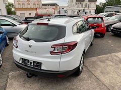 Bild des Angebotes Renault Megane 1.6 16V Grandtour Expression