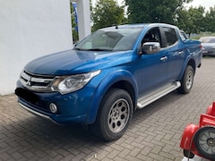 Bild des Angebotes Mitsubishi L200 2.4 DI-D Plus Doppelkabine 4WD AHK Kamera