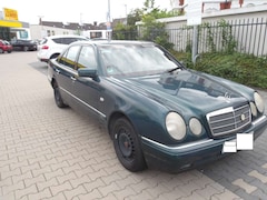 Bild des Angebotes Mercedes-Benz E 230 Elegance org. 64000 km  1-Hand TÜV Neu