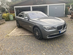 Bild des Angebotes BMW 750 750i