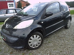 Bild des Angebotes Peugeot 107 Petit Filou/Eu 4,5/ Servo+FH+Funk+R-CD/TÜV 3.25