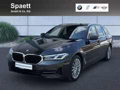 Bild des Angebotes BMW 530 e xDrive Touring DAB LED WLAN Pano.Dach AHK