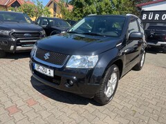 Bild des Angebotes Suzuki Grand Vitara 1.6 Black and White