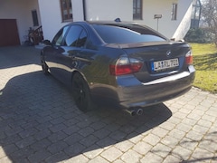 Bild des Angebotes BMW 330 BMW 330i