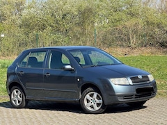 Bild des Angebotes Skoda Fabia 1.4 16V Ambiente guter Zustand Tüv Neu