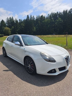 Bild des Angebotes Alfa Romeo Giulietta 1.8 TBi 16V Quadrifoglio Verde