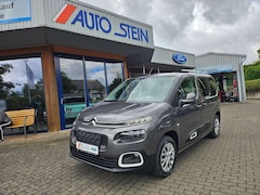 Bild des Angebotes Citroen Berlingo Berlingo 1.2 PureTech Shine M / Zahnriemen u Inspektion neu
