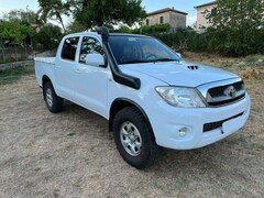 Bild des Angebotes Toyota Hilux 4x4 Double Cab Life HU/AU 10.2026