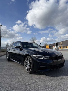 Bild des Angebotes BMW 320 320i Touring Aut. M Sport