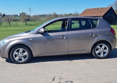Bild des Angebotes Kia Ceed / cee'd 2.0 CVVT EX